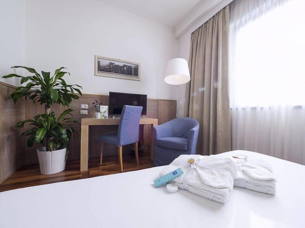Hotel Firenze Καόρλε Εξωτερικό φωτογραφία